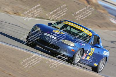 media/Oct-15-2023-CalClub SCCA (Sun) [[64237f672e]]/Group 4/Qualifying/